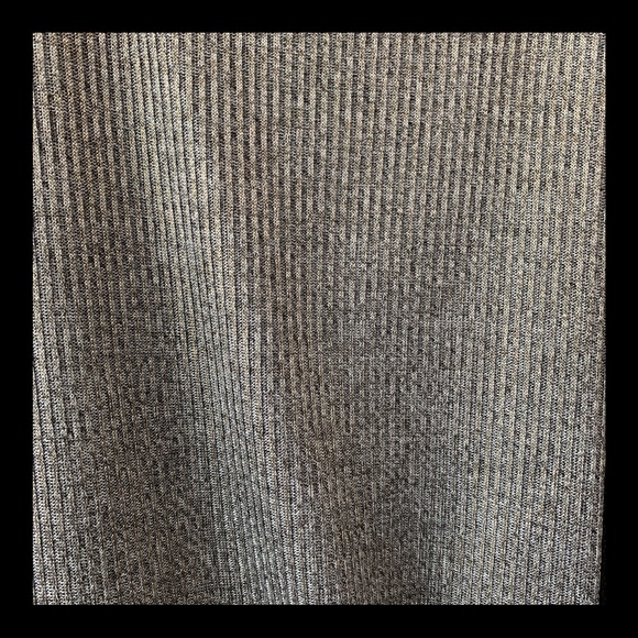 International Concepts - Small Silver top - Picture 5 of 6